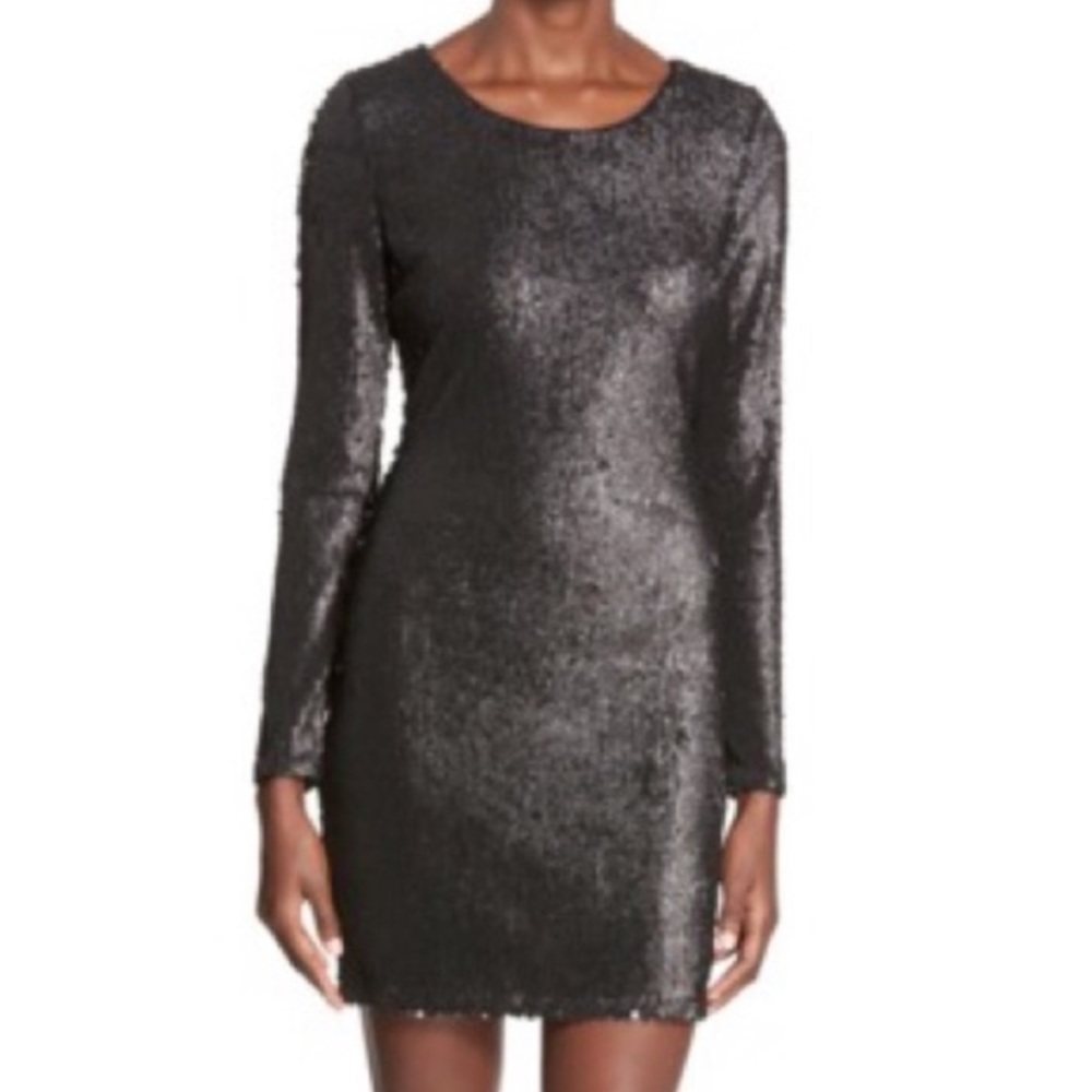 Soloiste- Woman’s Long Sleeve Sequin Bodycon Dress